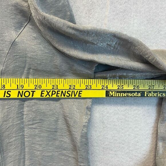 CHICO'S Shirt Women’s Size 3 Silver Shimmer Long Sleeve Button Down Blouse Top X - Picture 5 of 11